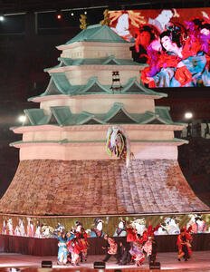 愛知･名古屋アジア大会の開会式で行われるパフォーマンス(撮影･宮地輝)