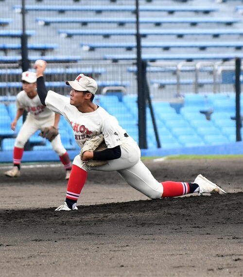 静岡対日大三島　好救援した日大三島･柳谷