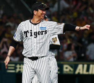 阪神対DeNA DeNAにサヨナラ勝ちし、笑顔を見せる阪神藤川球児監督(撮影･加藤哉)