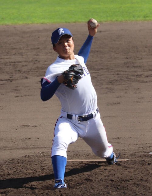 龍谷大対大経大　先発した大経大･常深颯大(撮影･佐藤妙月)