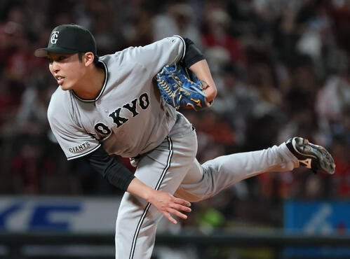 広島対巨人　11回裏広島、巨人8番手の赤星優志(撮影･加藤孝規)