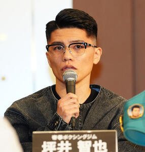 会見で意気込みを語る坪井智也(撮影･清水貴仁)