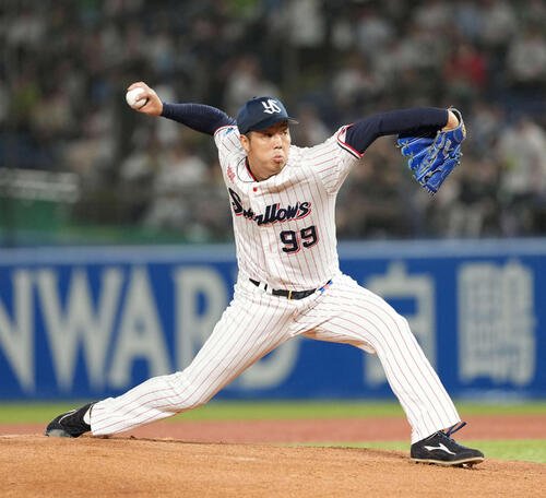 ヤクルト青柳晃洋(2025年撮影)