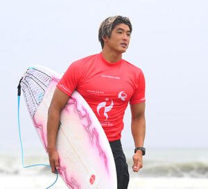 男子サーフィン決勝進出を決めた五十嵐カノア(撮影･滝沢徹郎)