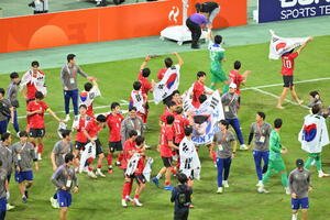 日本対韓国　優勝を決め喜ぶ韓国の選手たち(撮影･滝沢徹郎)