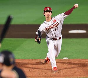 楽天2番手で登板した古謝樹(撮影･野上伸悟)
