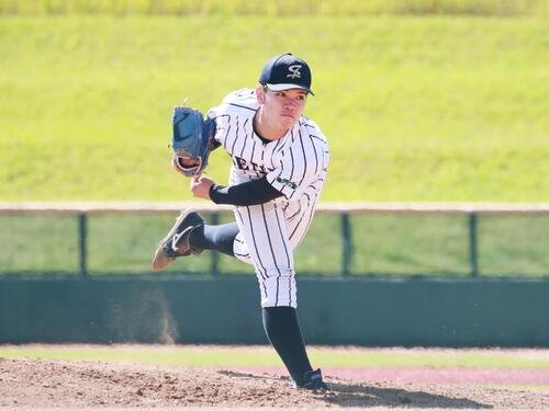 東北福祉大対仙台大　完封勝利を挙げた仙台大･大城海翔投手(撮影･高橋香奈)