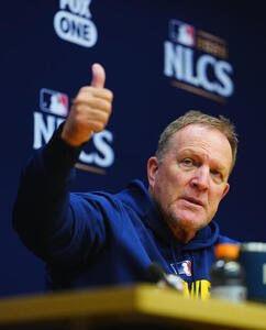 ナ･リーグ優勝決定シリーズの前日会見を行うブルワーズのパット･マーフィー監督(撮影･垰建太)