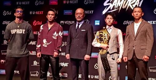 会見に出席した(左から)松倉信太郎、与座優貴、田中俊太郎ONEジャパンCEO、吉成名高、秋元皓貴