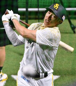 ソフトバンク対日本ハム　打撃練習を行うソフトバンク柳田悠岐(撮影･岩下翔太)