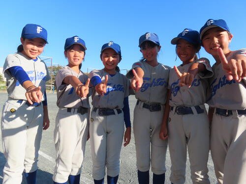 藤沢市で活動する女子小学生だけの野球チーム｢羽鳥ガールズ｣
