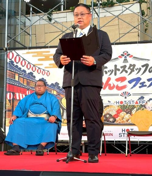 バンコク公演の国内発表会見に登壇した高崎親方