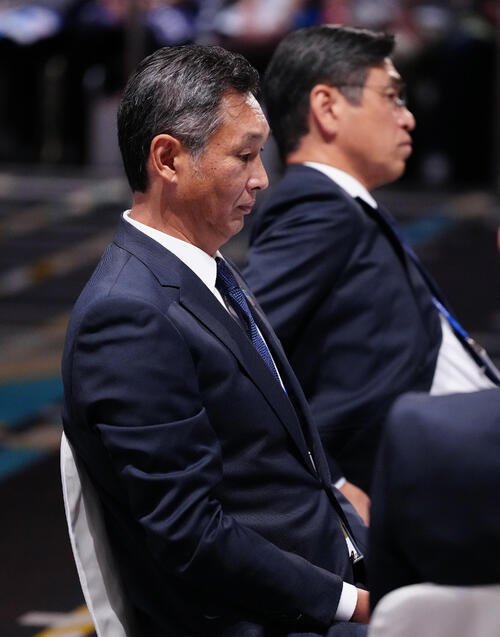 25年ドラフト会議に臨む西武西口監督