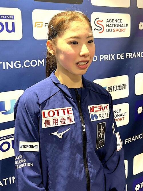 グランプリ(GP)シリーズ第1戦フランス大会の前日公式練習後に取材に応じる住吉りをん(撮影･松本愛香通信員)