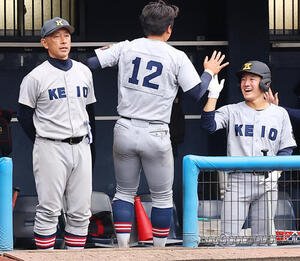 慶応対健大高崎　慶応･松林貴彦監督(撮影･野上伸悟)