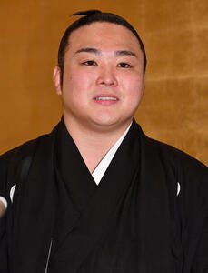 結婚会見を行った炎鵬(撮影･岩下翔太)