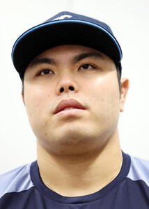 報道陣の質問に答える西武平良海馬(撮影･浅見桂子)